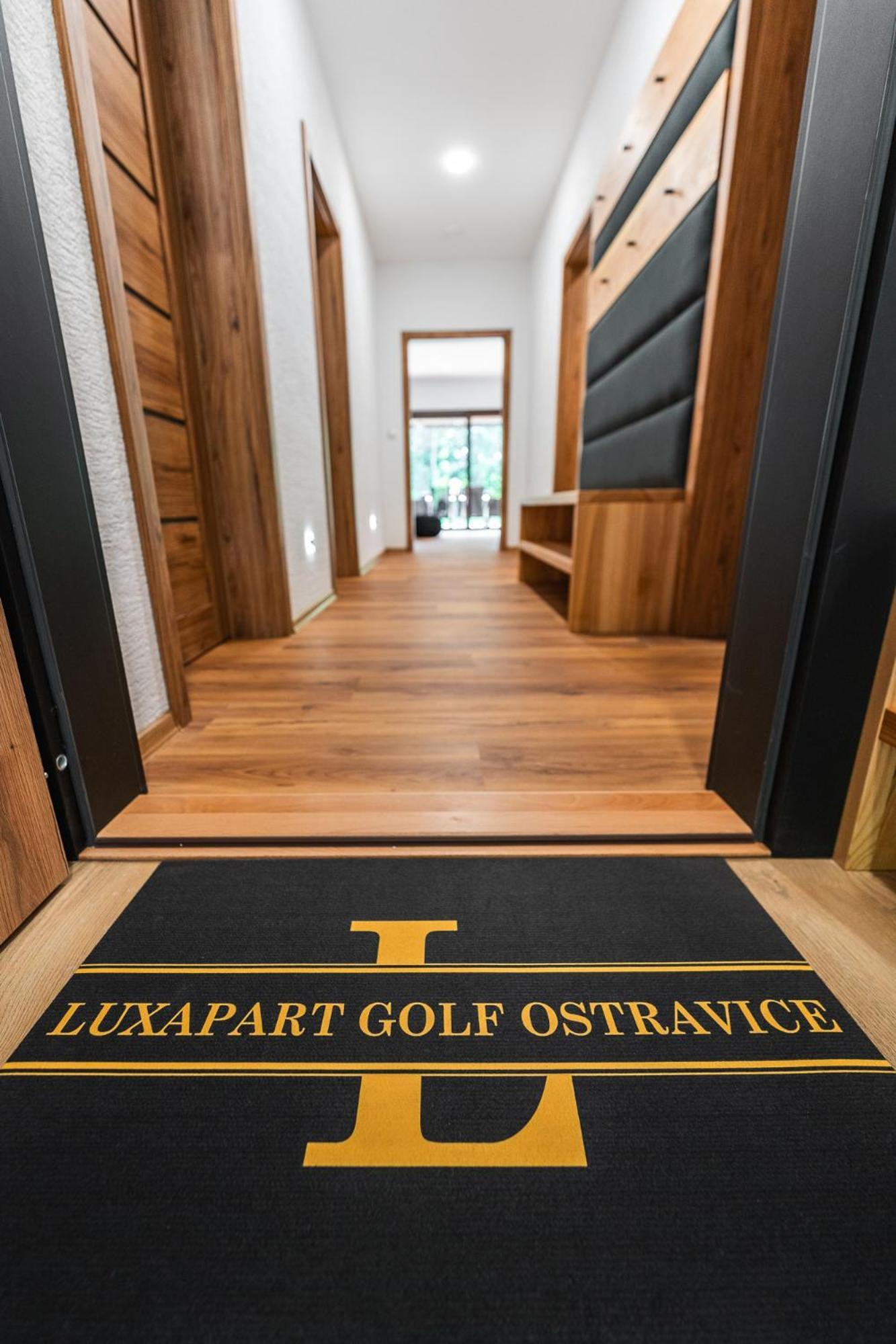 Luxapart Golf Ostravice Bagian luar foto